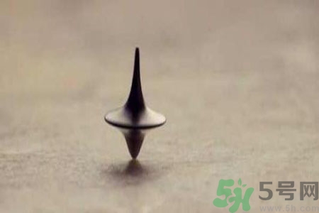 夢(mèng)見自己在做夢(mèng)是怎么回事？夢(mèng)中夢(mèng)是怎么回事？