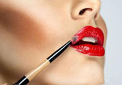 皮膚黑適合什么顏色的口紅？不同膚色怎么挑選口紅？