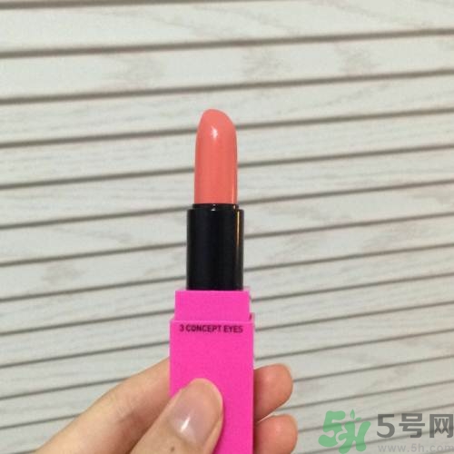 怎么選擇適合自己的口紅顏色？口紅顏色怎么選？