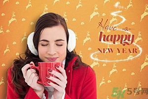 指甲油能補車漆嗎？怎么用指甲油補車漆？