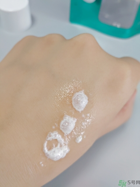 高絲fasio舒涼防曬噴霧怎么樣？fasio舒涼防曬噴霧好用嗎？