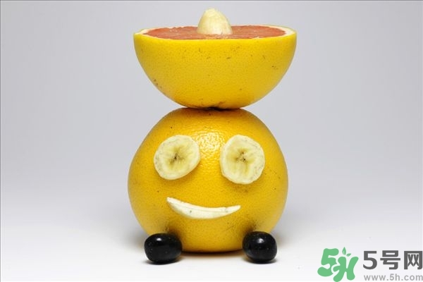 柚子是熱性的嗎？吃柚子要注意什么？