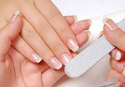 指甲容易斷是怎么回事？指甲容易斷怎么辦？