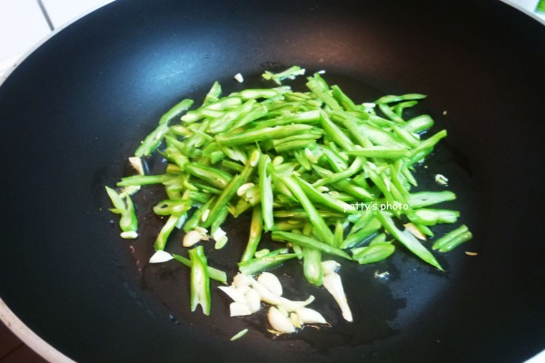 豆角隔夜還能吃嗎？隔夜的豆角能吃嗎？