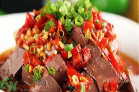 吃豬血會(huì)上火嗎？上火可以吃豬血嗎？