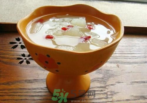 冰糖雪梨要去核嗎？燉冰糖雪梨要去核嗎？