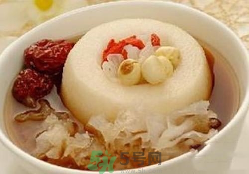 冰糖雪梨要去核嗎？燉冰糖雪梨要去核嗎？