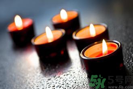 滴蠟對身體有傷害嗎？滴蠟是什么感覺？