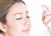 保濕噴霧可以當爽膚水嗎？保濕噴霧和爽膚水有什么區(qū)別？