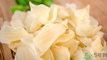 吃鮮百合有什么好處?吃鮮百合的注意事項(xiàng)