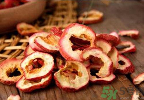 吃山楂片會上火嗎？上火可以吃山楂片嗎？