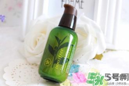 悅詩風(fēng)吟小綠瓶適合什么年齡？悅詩風(fēng)吟小綠瓶適合多少歲的人使用？