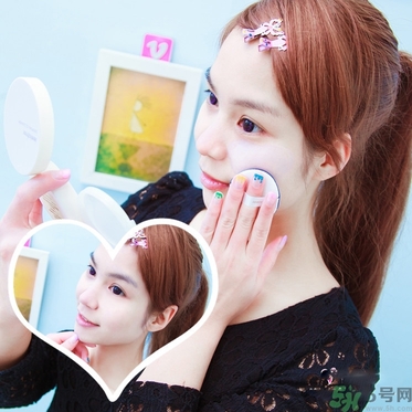 悅詩風(fēng)吟瑩潤調(diào)色氣墊隔離霜怎么用？悅詩風(fēng)吟瑩潤調(diào)色氣墊隔離霜使用方法