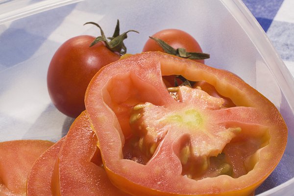 西紅柿沒(méi)有籽能吃嗎？番茄沒(méi)有籽正常嗎？