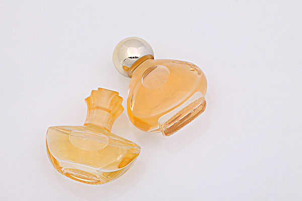 香水能掩蓋狐臭嗎？香水可以除狐臭嗎？