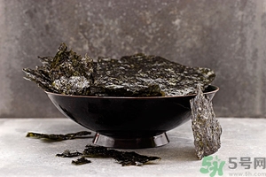 紫菜會發(fā)霉嗎？吃紫菜有什么好處和壞處？