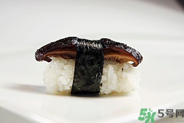 紫菜會(huì)發(fā)霉嗎？吃紫菜有什么好處和壞處？