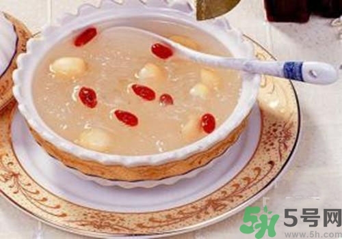 吃燕窩會上火嗎？吃燕窩會不會上火？