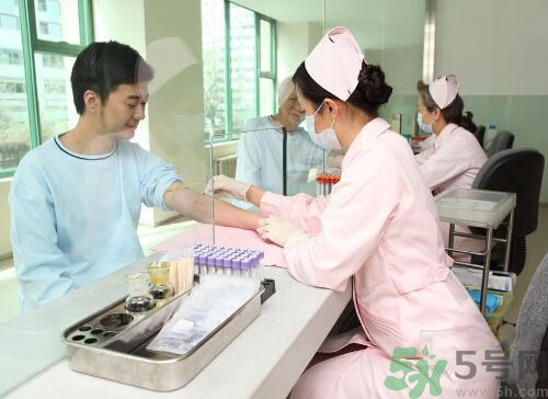 獻(xiàn)血后可以洗澡嗎？抽血后可以洗澡嗎？