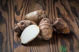 芋頭怎么去皮手不癢呢？怎么去芋頭的皮？