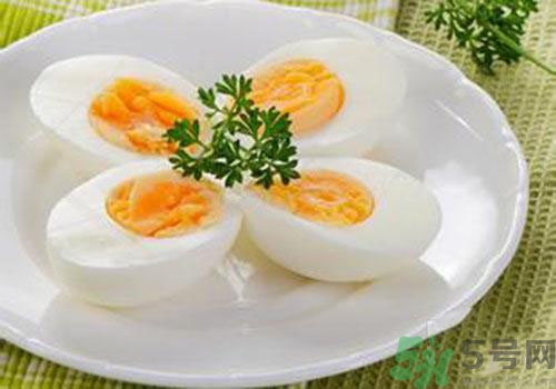 煮熟的雞蛋隔夜可以吃嗎？吃了隔夜的熟雞蛋有什么危害？