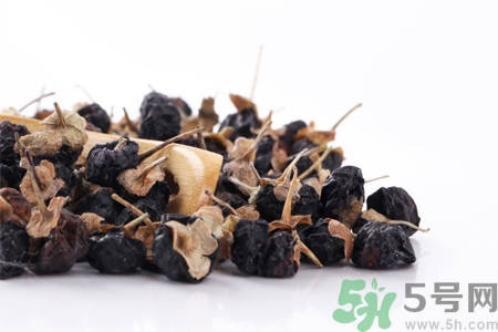 黑枸杞小孩可以吃嗎？黑枸杞小孩吃有什么好處？
