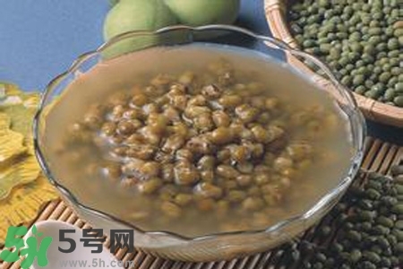 夏天喝綠豆湯好嗎？夏天喝綠豆湯好不好？