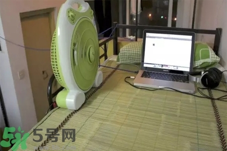 夏天睡涼席好嗎？夏天睡涼席好不好？