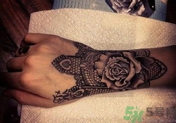 夏天紋身好嗎？哪個(gè)季節(jié)紋身比較好？