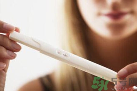 驗孕棒兩條杠為什么沒懷孕？驗孕棒兩條杠沒懷孕是怎么回事？