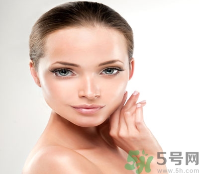 夏季流汗臉癢怎么回事？夏季臉癢怎么辦？