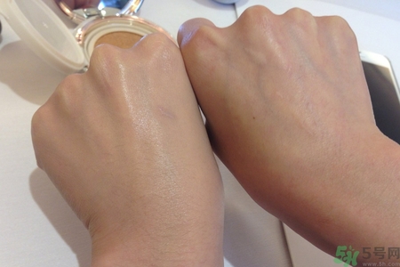 雪花秀櫻花氣墊怎么用？雪花秀櫻花蝴蝶氣墊使用方法