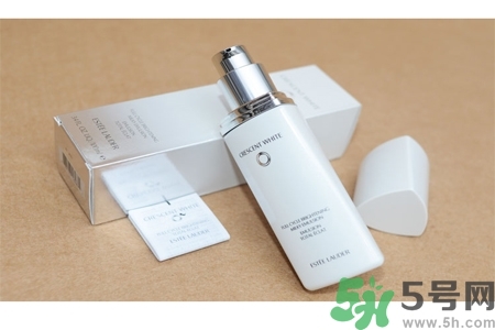 雅詩蘭黛晶透沁白淡斑乳液功效是什么？雅詩蘭黛晶透沁白淡斑乳液價格多少？