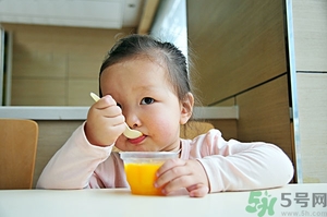 果凍粉是什么？果凍粉怎么做果凍？