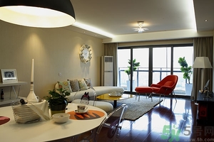 空調房空氣干燥怎么辦？空調房里放盆水有用嗎？