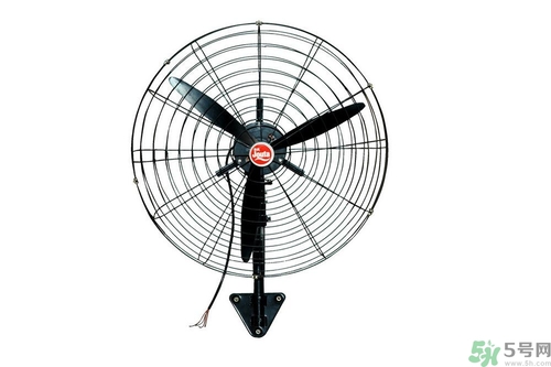 吹空調(diào)咳嗽怎么辦？吹空調(diào)好還是吹電扇好？