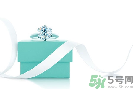 七夕情人節(jié)送什么給女朋友好呢？