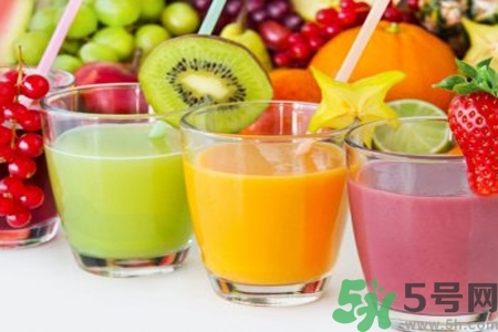 鮮榨果汁的做法？鮮榨果汁有哪些功效？