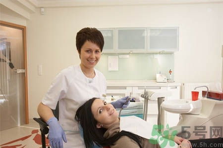 牙齒矯正的最佳年齡是什么時(shí)候？矯正牙齒有年齡限制嗎？