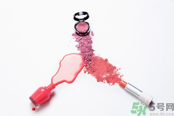 口紅保質(zhì)期一般多久？口紅保質(zhì)期過了能用嗎？