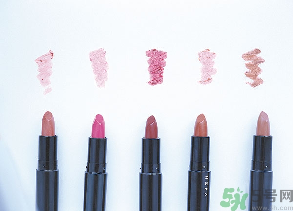 口紅顏色怎么選？怎么挑選適合自己的口紅顏色？