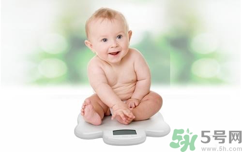 寶寶吃紙是怎么回事？寶寶吃紙?jiān)趺崔k？