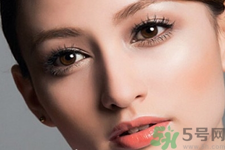 臥蠶怎么畫？臥蠶眼妝畫法步驟？