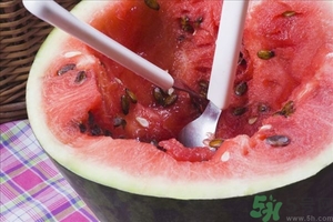 立秋為什么要吃西瓜？立秋吃羊肉好嗎？