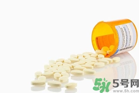 老年人補(bǔ)鈣吃哪種鈣片好？老年人如何選購(gòu)補(bǔ)鈣產(chǎn)品？