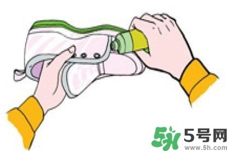 運(yùn)動鞋怎么清洗？如何清洗運(yùn)動鞋？