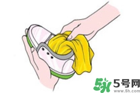 運(yùn)動(dòng)鞋怎么清洗？如何清洗運(yùn)動(dòng)鞋？