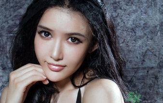 美瞳帶著磨眼睛咋辦？戴美瞳眼睛紅怎么辦？