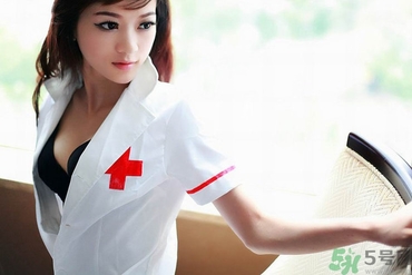 為什么涂口紅不好看？口紅能遮黑眼圈嗎？