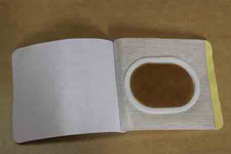 膏藥的使用方法？如何正確貼傳統(tǒng)黑膏藥？